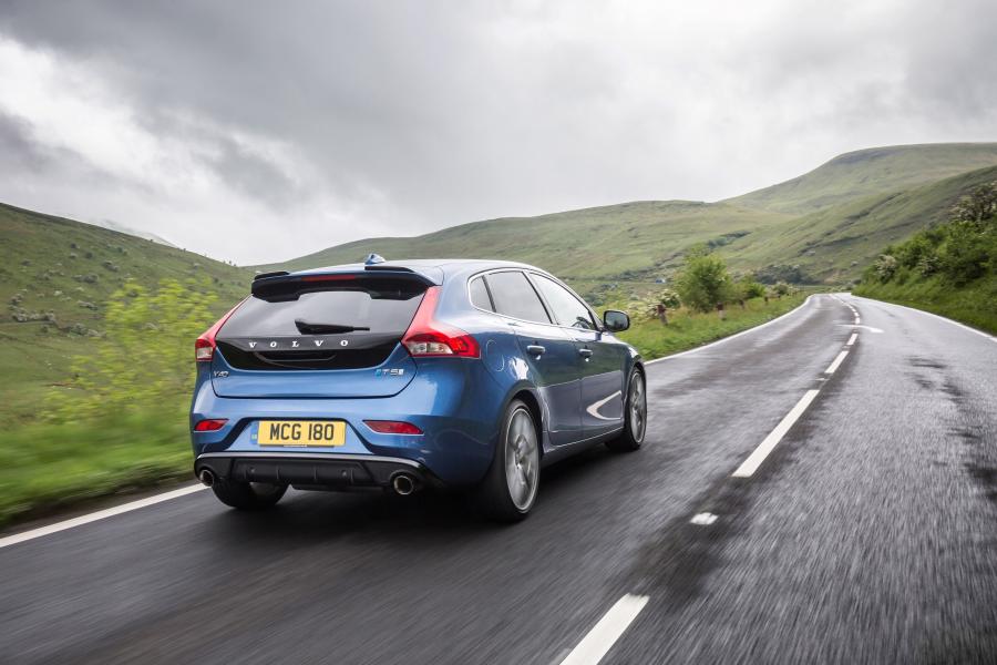  Volvo V40 T5 R-Design Polestar Parts 2016 года  (UK) (фото 15 из 17)